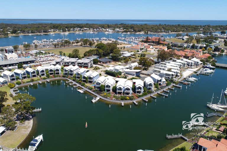 Captains Cove Waterfront Apartments, 19 Mitchell Street Paynesville VIC 3880 - Image 1