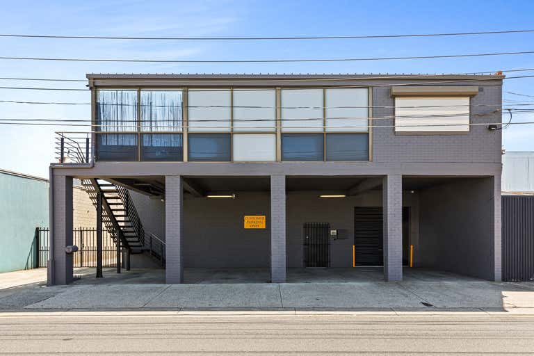 1 Whitehill Avenue Sunshine North VIC 3020 - Image 1