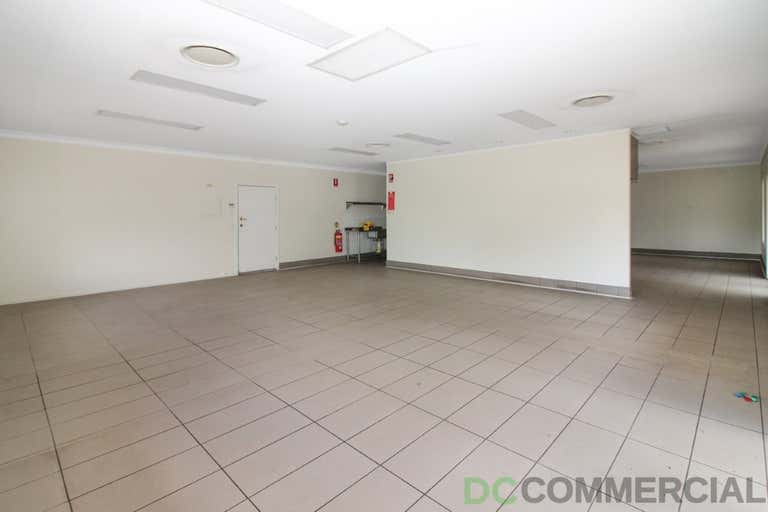 11/2-4 Plaza Circle Highfields QLD 4352 - Image 2