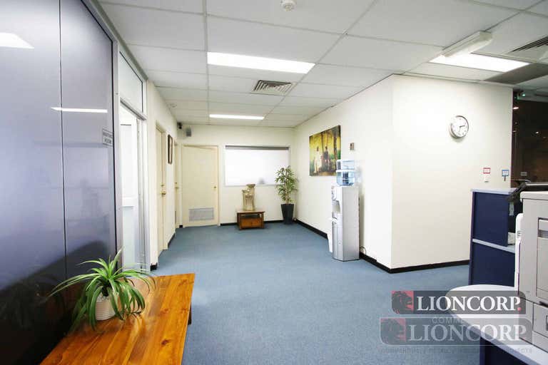 Upper Mount Gravatt QLD 4122 - Image 4