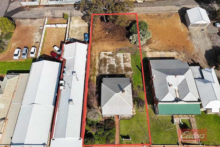 27 Egerton Street Narrogin WA 6312 - Image 2