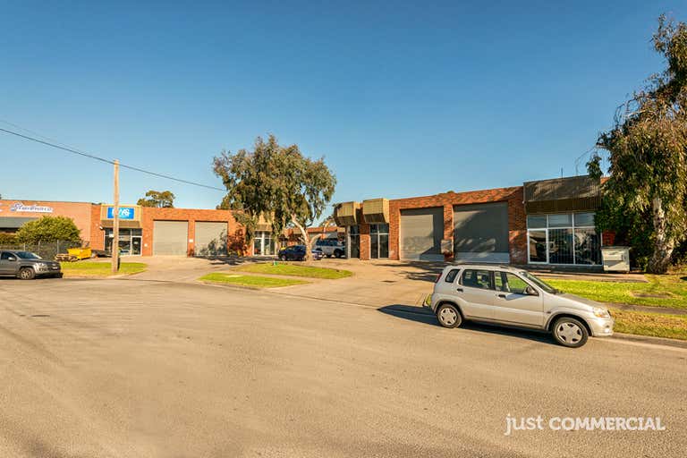 11/23-25 Shearson Crescent Mentone VIC 3194 - Image 3