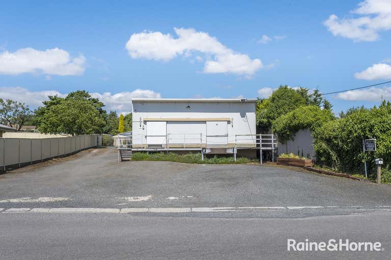 2 Duncan Street Kyneton VIC 3444 - Image 3