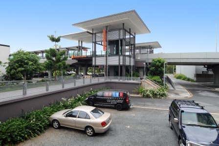 4/2 Old Cleveland Road Greenslopes QLD 4120 - Image 3