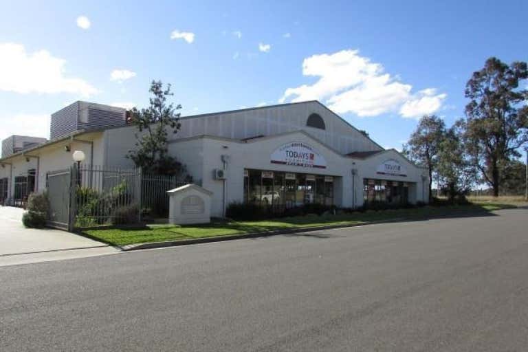 Sold Showroom Large Format Retail At Unit 1 2 2 6 Rob Place 