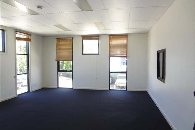 Unit 3, 74-76 Oak Road Kirrawee NSW 2232 - Image 4