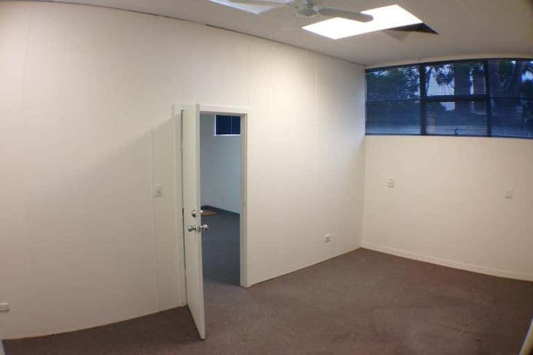 Unit 4/118 Halifax Street Adelaide SA 5000 - Image 4