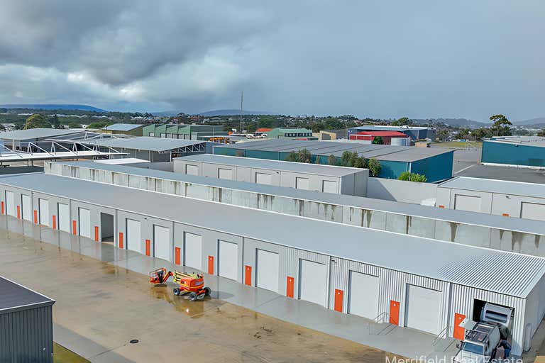 24/370A Albany Highway Orana WA 6330 - Image 1