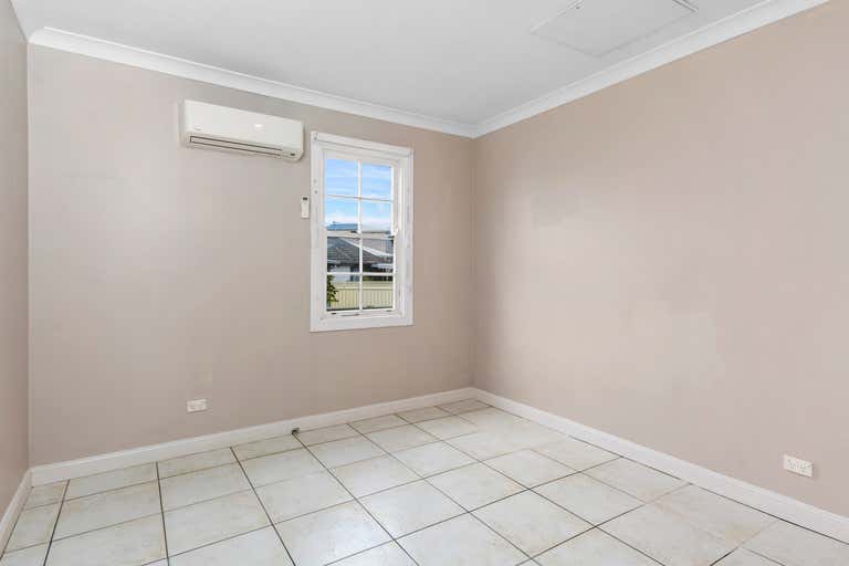 2 McCauley Street Thirroul NSW 2515 - Image 4