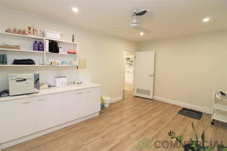 13/7-11 Scott Street East Toowoomba QLD 4350 - Image 1