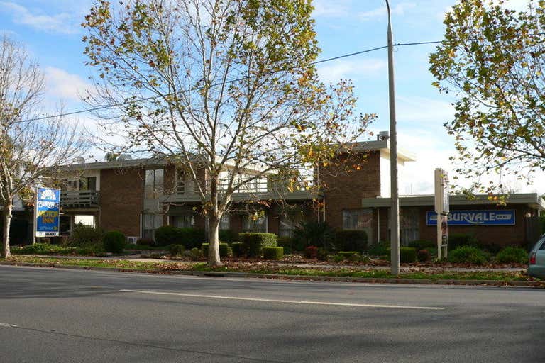 671-677  Young Street Albury NSW 2640 - Image 1