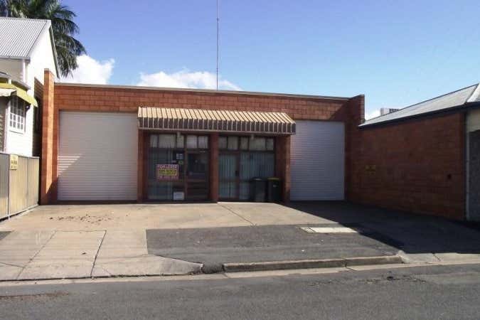 112 DENISON STREET Rockhampton City QLD 4700 - Image 2