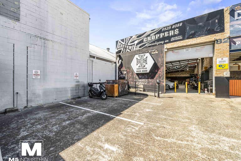 1/82-84 Captain Cook Drive Caringbah NSW 2229 - Image 1