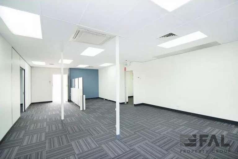 Unit  1, 306 Oxley Road Graceville QLD 4075 - Image 2