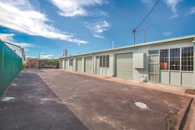 5/35A Margaret Street Southport QLD 4215 - Image 3