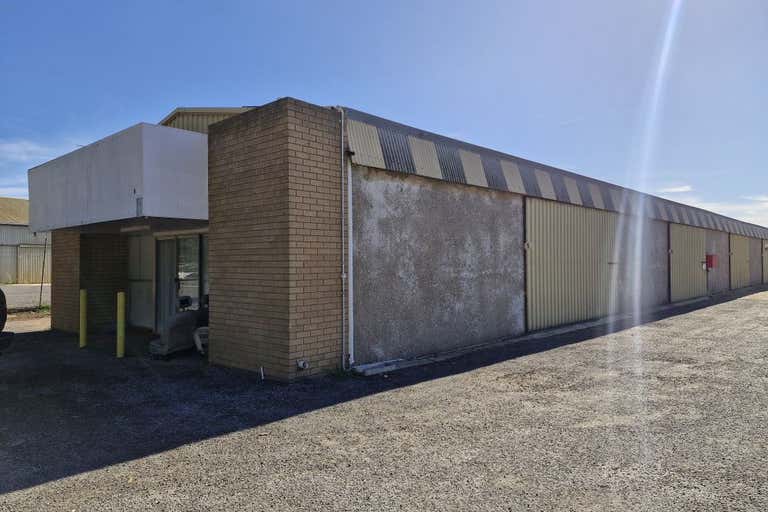 1/23 Shelden Road Chadwick WA 6450 - Image 2