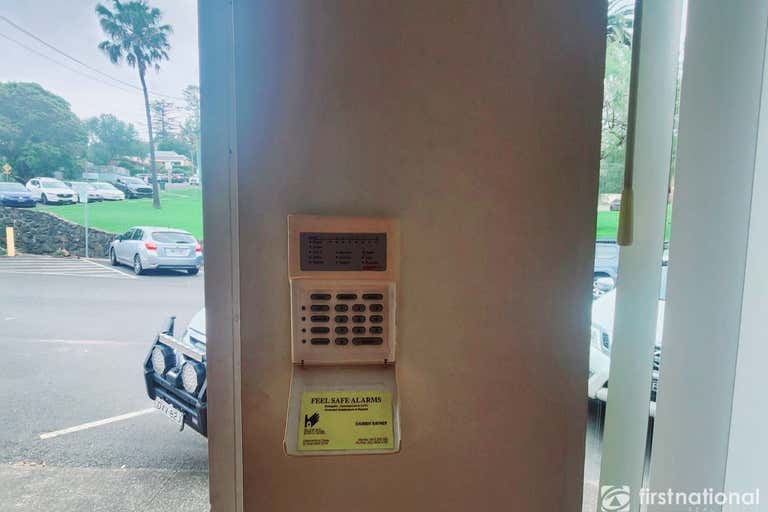 2/114 Terralong Street Kiama NSW 2533 - Image 3