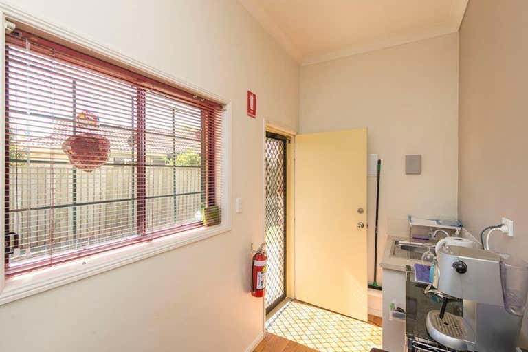 9/2 Parkridge Upper Caboolture QLD 4510 - Image 4