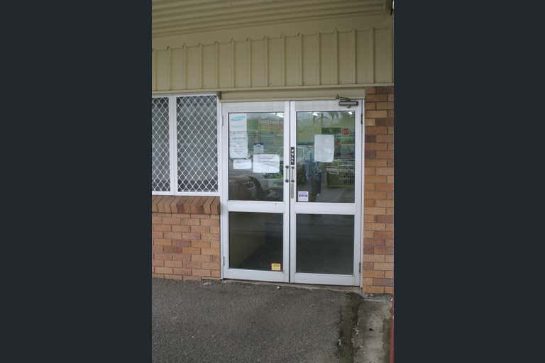 1A/15 Windsor Road Nambour QLD 4560 - Image 4