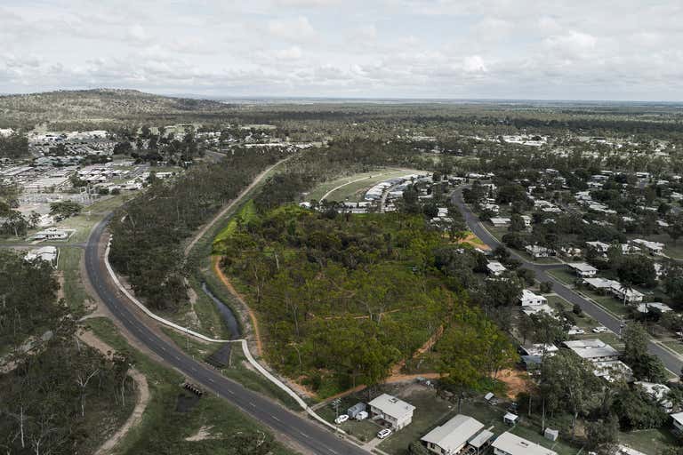 46 Centenary Drive Middlemount QLD 4746 - Image 4