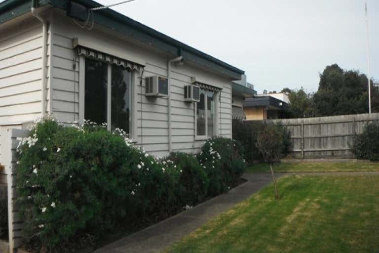 352 Main Street Mornington VIC 3931 - Image 1