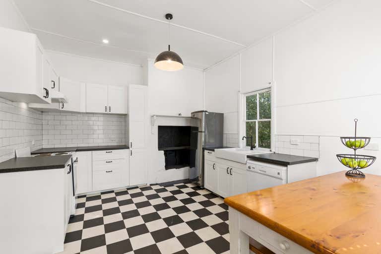 254 Lawrence Hargrave Drive Thirroul NSW 2515 - Image 4
