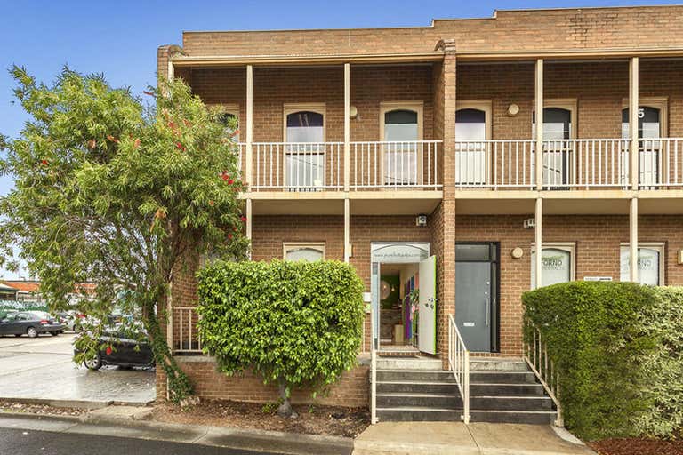 1/1 James Street Bayswater VIC 3153 - Image 2