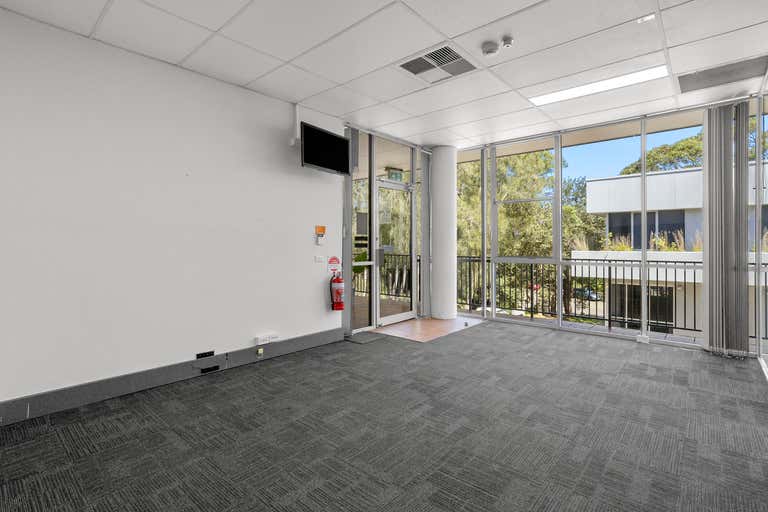 8 Apollo Street Warriewood NSW 2102 - Image 1