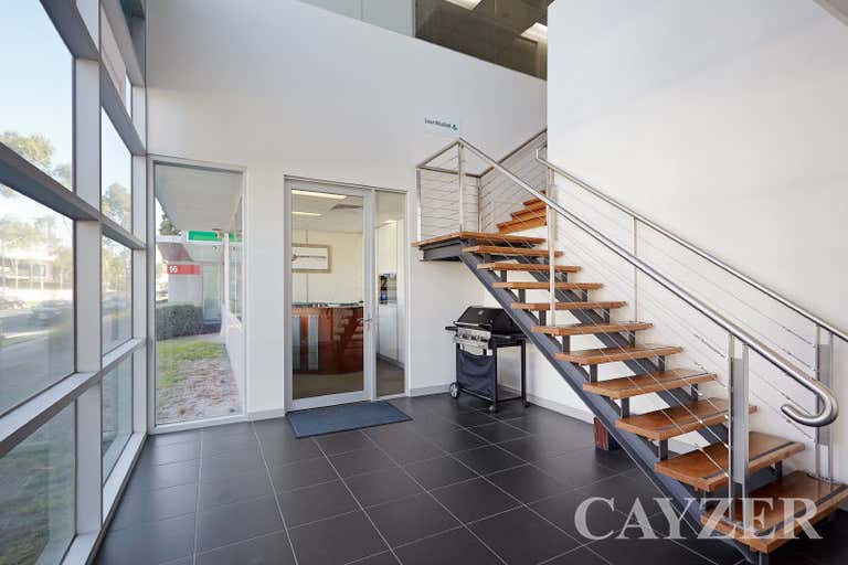 Level 1 15/21 Sabre Drive Port Melbourne VIC 3207 - Image 2