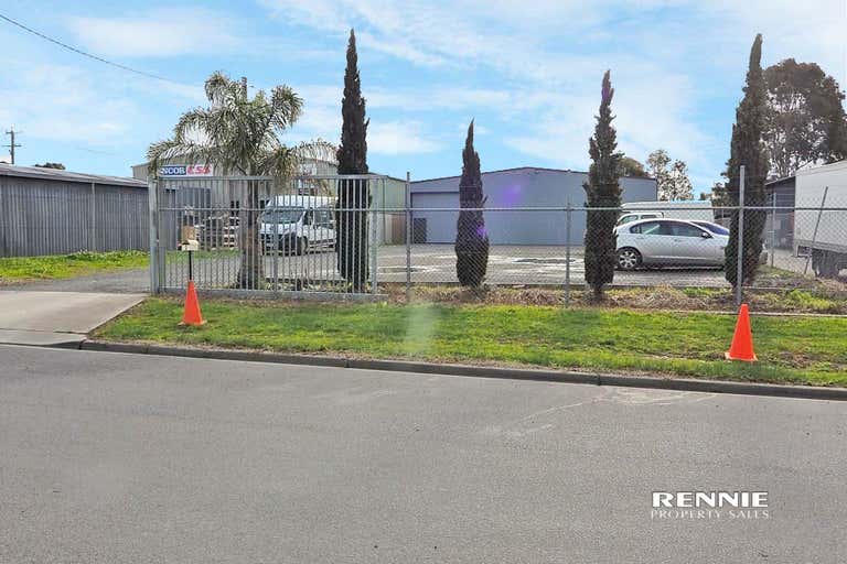 3 Centre Road Morwell VIC 3840 - Image 1