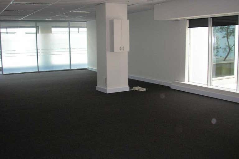 SY Executive Suites, Level 3, Suite 11A, 299 Toorak Road South Yarra VIC 3141 - Image 4