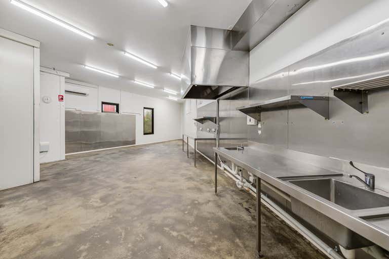 8/167 Hyde Street Yarraville VIC 3013 - Image 3