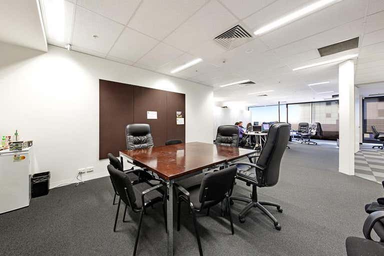 Suite 1004, 9 Yarra Street South Yarra VIC 3141 - Image 2