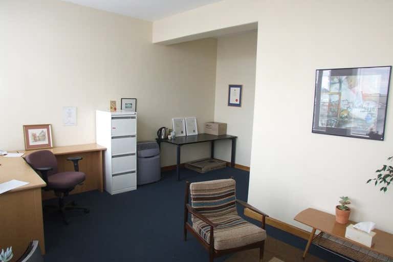 Leased Office at Eureka House, S1 / 4 flr, 11 Lydiard Street South