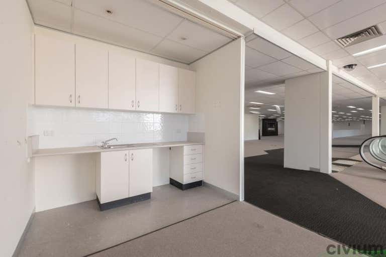 Unit  2, 100 Barrier Street Fyshwick ACT 2609 - Image 4