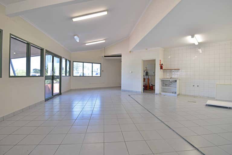 8/59 Reichardt Road Winnellie NT 0820 - Image 2