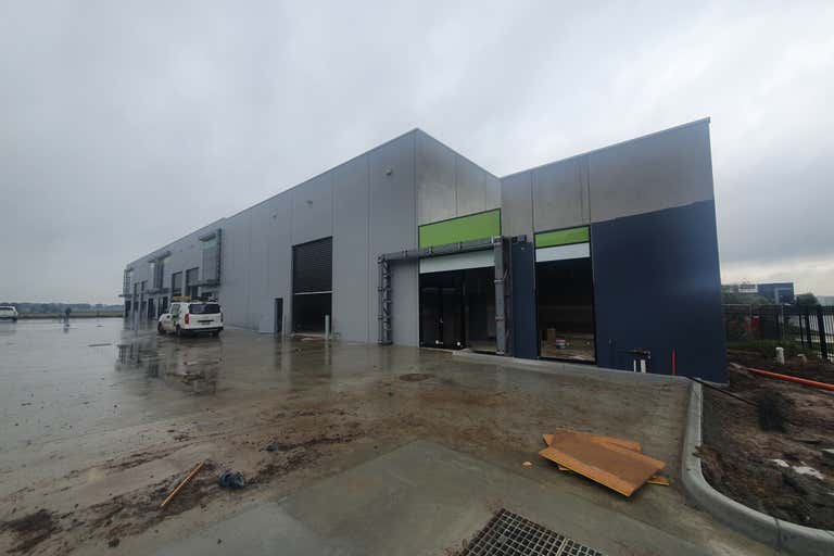 9/37 Industrial Circuit Cranbourne West VIC 3977 - Image 2