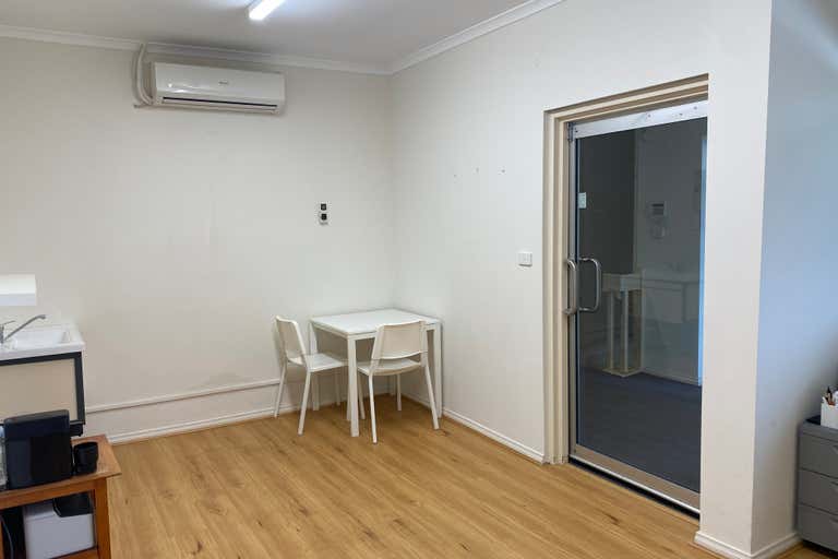 5/29 Susan Street Eltham VIC 3095 - Image 2