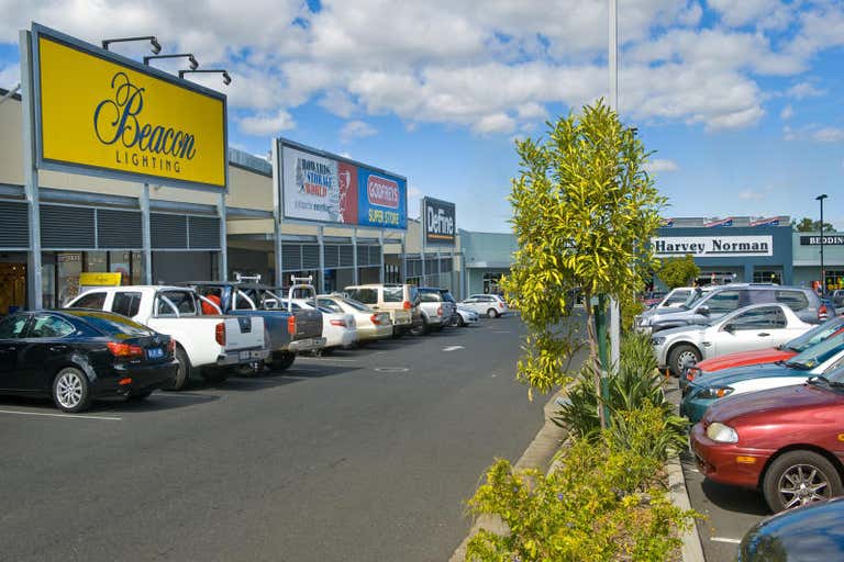 Red Hill Homemaker Centre, Showroom 4, 404-434 YAAMBA ROAD Norman Gardens QLD 4701 - Image 2