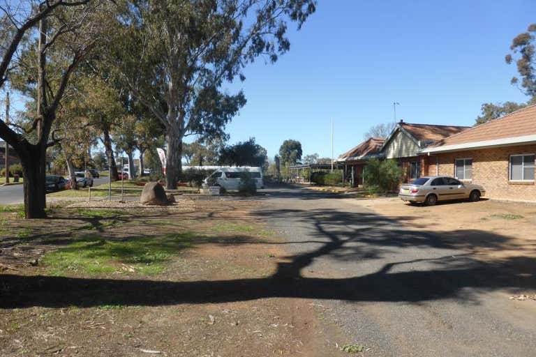 2 Monash Street, Mitchell Hwy Dubbo NSW 2830 - Image 2