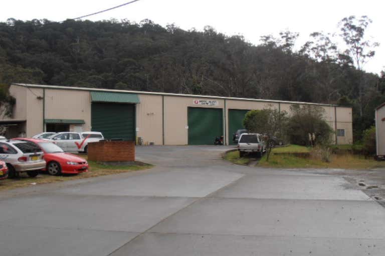 Rear, 20 Dell Road West Gosford NSW 2250 - Image 2