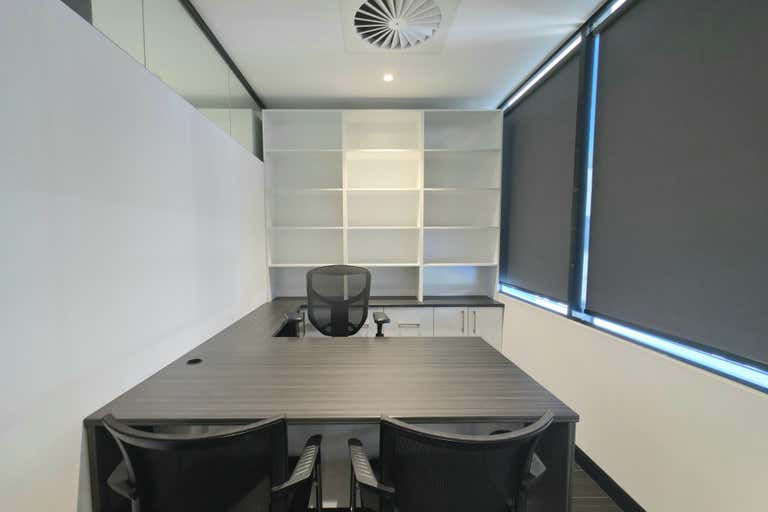 31/2-6 Chaplin Drive Lane Cove NSW 2066 - Image 2