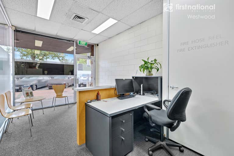 67 Watton Street Werribee VIC 3030 - Image 3