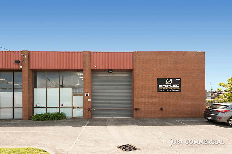 9 Carinish Street Oakleigh South VIC 3167 - Image 2
