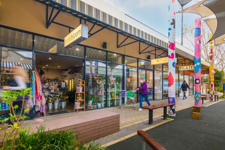 Hawaiian's Mezz, 148 Scarborough Beach Road Mount Hawthorn WA 6016 - Image 1