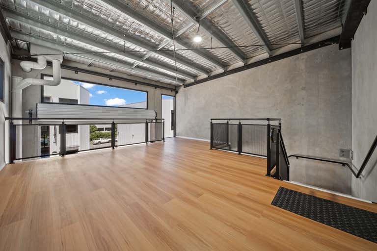 22/5 Bailey Crescent Southport QLD 4215 - Image 3