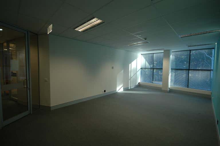 Platinum, Suite 3.31, 4 Ilya Avenue Erina NSW 2250 - Image 1