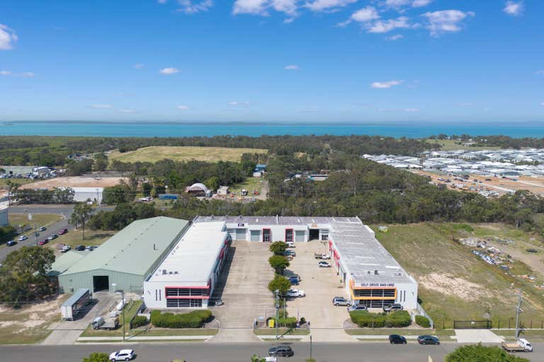 4 Victory East Street Urangan QLD 4655 - Image 1