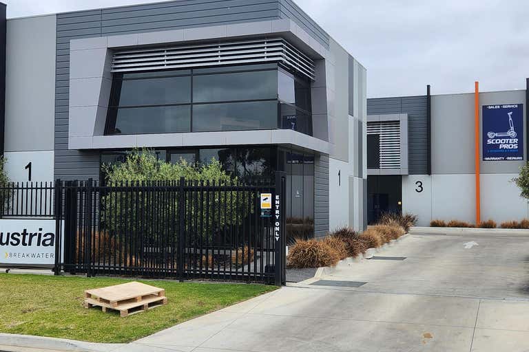 1/3 Dyson Court Breakwater VIC 3219 - Image 1