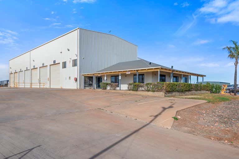 10-12 Nambi Way Kalgoorlie WA 6430 - Image 2